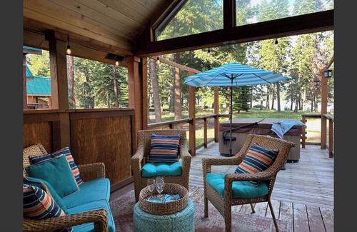 Ashland Kabine | # 51 Die Hütten am Hyatt Lake - Schlafmöglichkeiten für 6 - Whirlpool