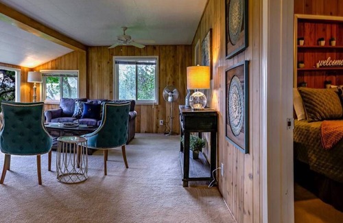 Central Point Haus | Rustikale Rogue Cottage ~ Private Ansichten von Table Rock