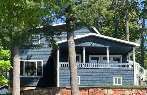 Lake Linden Haus | Bootjack Lake House: Private Lakefront in the Heart of the Keweenaw