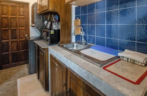 Dangriga Haus | Borapami Estates, Hope Creek Coconut Hideaway
