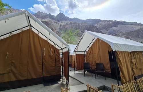 Leh Sonstige | BORDER CAFE AND CAMPS TURTUK BY TRAVELCULTS