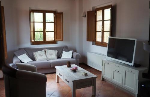 Gaiole in Chianti Haus | Borgo di Gaiole - Casa BD - apartment with a view & travel guide