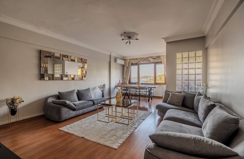 Uskudar Wohnung | Bosphorus View 5+2 Duplex