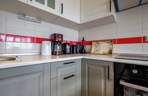Galata Wohnung | Bosphorus View with 3 Large Bedrooms with WiFi, AC, Elevator