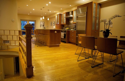 South End Eigentumswohnung | Boston's historic South End! Centrally located, cozy, 2BR condo with AC, WiFi!