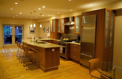 South End Eigentumswohnung | Boston's historic South End! Centrally located, cozy, 2BR condo with AC, WiFi!