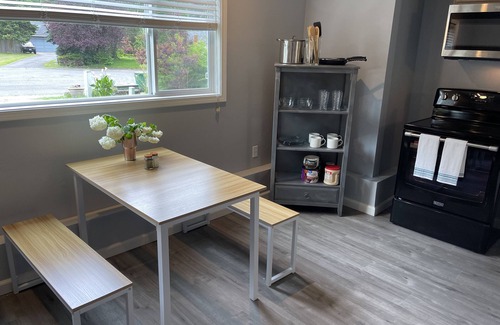 Canyon Park Haus | Bothell Guest Suite
