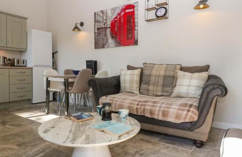 St. Brides Netherwent Haus | Bottom Lodge