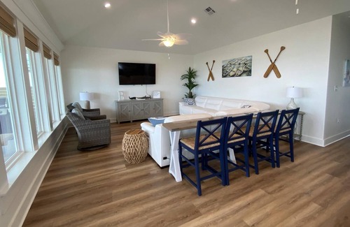 Grand Isle Haus | Boudreaux and Thibodeaux's Beach Houses