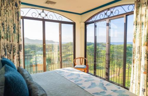 Brasilito Haus | Bougainvillea 7315 Luxury Penthouse- Reserva Conchal