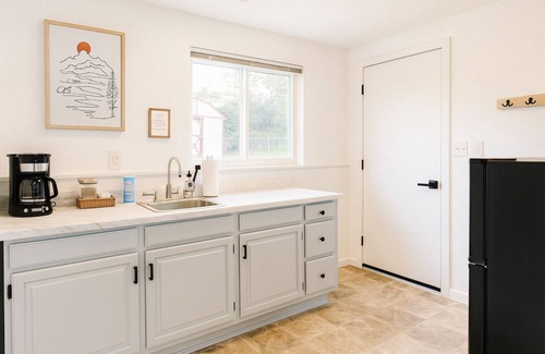 Park East Haus | Boulder 2BR Near University of Colorado & Trails