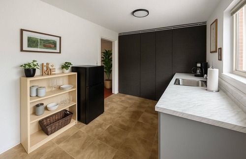 Park East Haus | Boulder 2BR Near University of Colorado & Trails