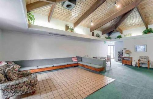 Gunbarrel Wohnung | Boulder Basecamp - Cozy 2BR Near Trails & Town