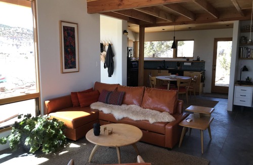 Boulder Haus | Boulder Town hillside perch in Escalante National Monument