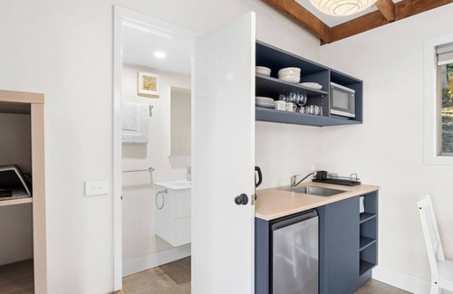 Aireys Inlet Haus | Boundary Studio - a peaceful bushland hideaway