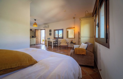 Teba Bed & Breakfast | Boutique B&B Casa La Calera/ Caminito del Rey-15 min/Ronda-25 min/ Teba-5 min