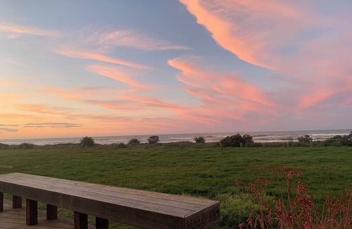 Waiotahi Wohnung | Boutique oceanfront accommodation