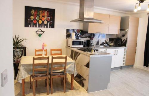 Alibon Wohnung | Bowery Apartment - 2 Bedrooms 1st floor