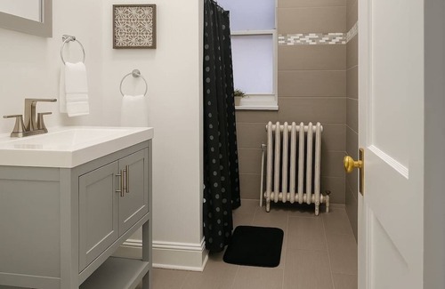 Boystown Wohnung | Boystown Chic 2BR Escape