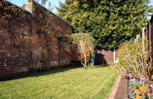 Eccleston Haus | Bradley's Hideaway With Private Garden