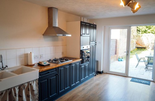 Eccleston Haus | Bradley's Hideaway With Private Garden