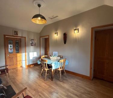 Ballyhaise Haus | Brae View Cottage