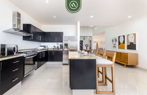 Libertad Wohnung | Brand New 3 BR Penthouse - Oceanview Rooftop Pool