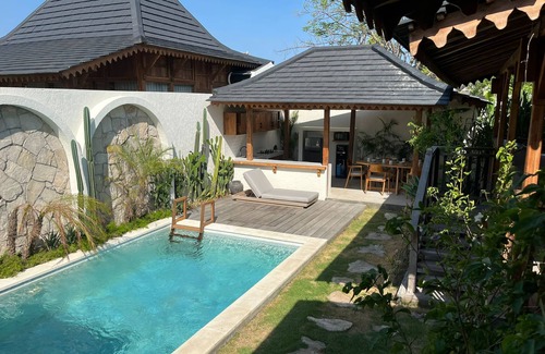Tuban Villa | Brand new 3br villa, pool & minutes from the airport