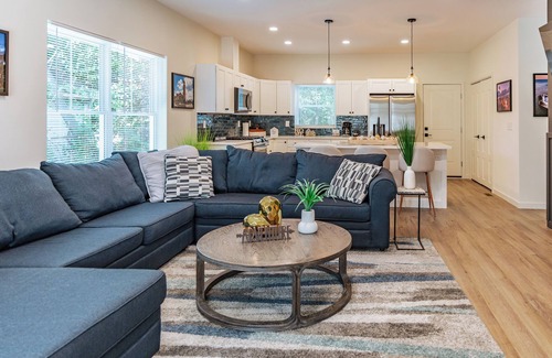 Hough Haus | Brand New Build! 3BR Home by Cleveland Clinic & Playhouse Square!