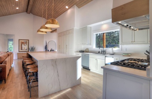 Columbine Lake Haus | Brand New Home on 2 Acres - Amazing Deck/Views - Hot Tub/BBQ/Fire Table/AC