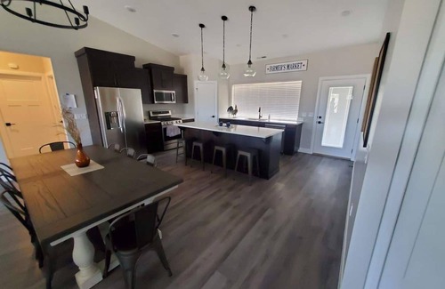 Panguitch Haus | Brand new house near Bryce Canyon National Park