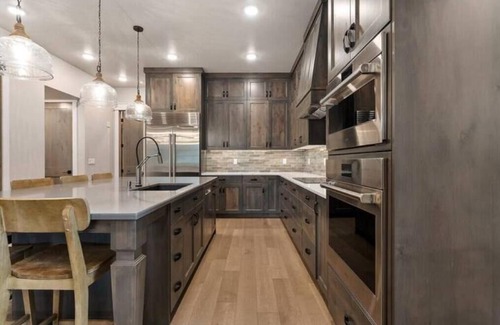 Tamarack Resort Kabine | !!BRAND NEW LISTING!! Stunning Cabin w/Private Dock, 5 Beds w/ 5.5 Bath, Hot Tub