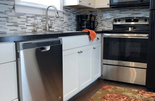 Hailey Haus | Brandneues Loft-Refugium mit herrlichem Blick auf die Berge