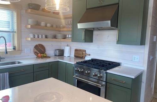 Rangeley Plantation Kabine | BRAND NEW, Niboban Cabin 14 - Golden Smelt, shared water access