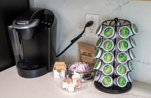 Scottsdale Estates Nine Haus | Brand-new Scottsdale retreat 1.7 miles from Old-Town - Private Pool, Game Room, Stylish Furnishings