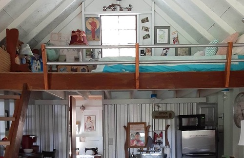 Branson Hütte | BRANSON HOBBY FARM FOR COUPLES Beautiful Rustic Cottage/Hot Tub and Hobby Farm