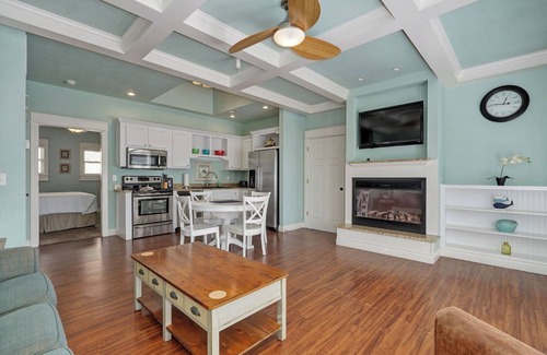 Branson Resort | Branson's Nantucket Resort with beautiful views of Table Rock Lake.