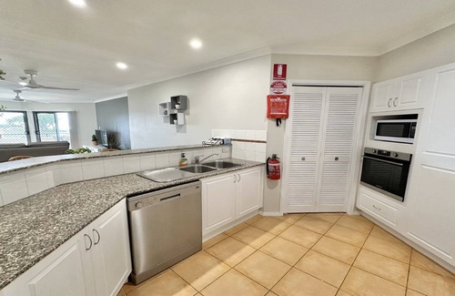 Yamba Wohnung | Breakers 1/2, 18-20 Pacific Parade