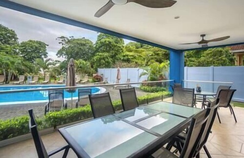 Barrio Los Faroles Wohnung | Breakwater Point 101 - Poolside