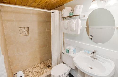 Litchfield by the Sea Wohnung | Breezes and Waves Resort View King Room, 1st Flr