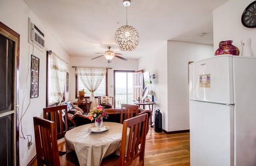 Georgeville Haus | Breezy hilltop estate with plunge pool, picnic areas, private deck, AC, & WiFi