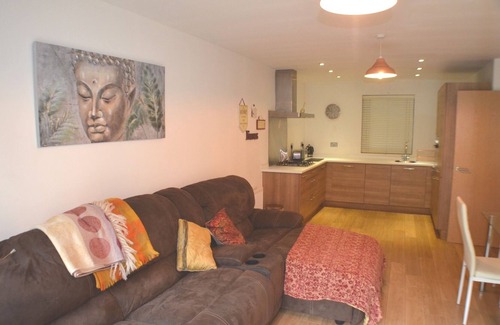 Brentwood Wohnung | Komfort-Apartment-Eigenes Badezimmer-Balkon