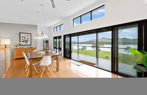 Bonnie Doon Haus | Bridge Water Views