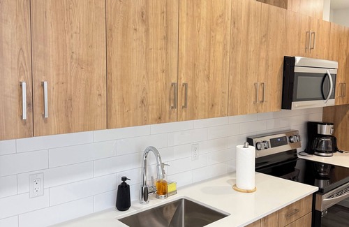 Downtown Edmonton Wohnung | Bright 1-Bedroom with Downtown City Views