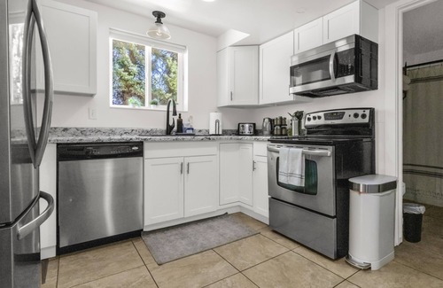 Logan Wohnung | Bright 2br Great Location Near USU and Downtown