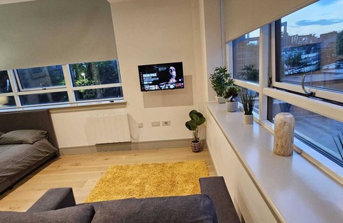Bruce Grove Wohnung | Bright and spacious studio in the Heart of Tottenham.