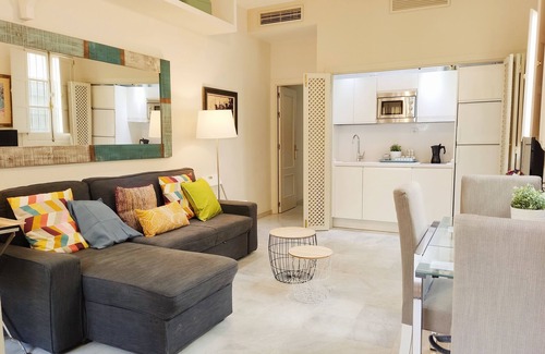 La Florida Wohnung | Bright Apartment at Santa Cruz 4 pax Parking Opc