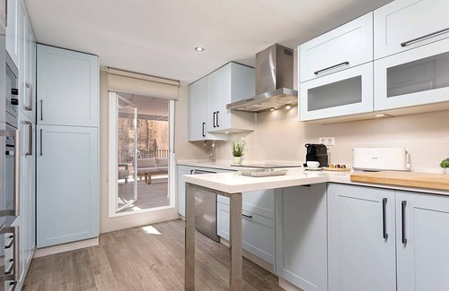 Distrito Centro Wohnung | Apartment in city center with parking. San Pablo Terrace