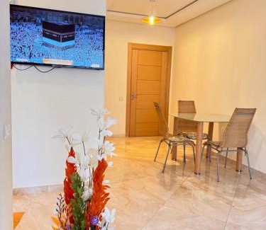 Bouznika Wohnung | Bright Apt with Balcony, WiFi, Parking and Pool Resort
