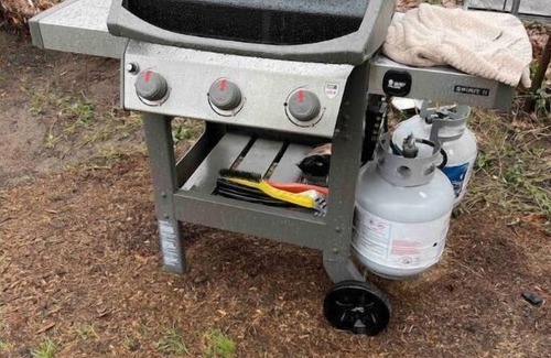 North Muskegon Haus | Bright Boho Walkable House Bars Beaches Bike Path Downtown